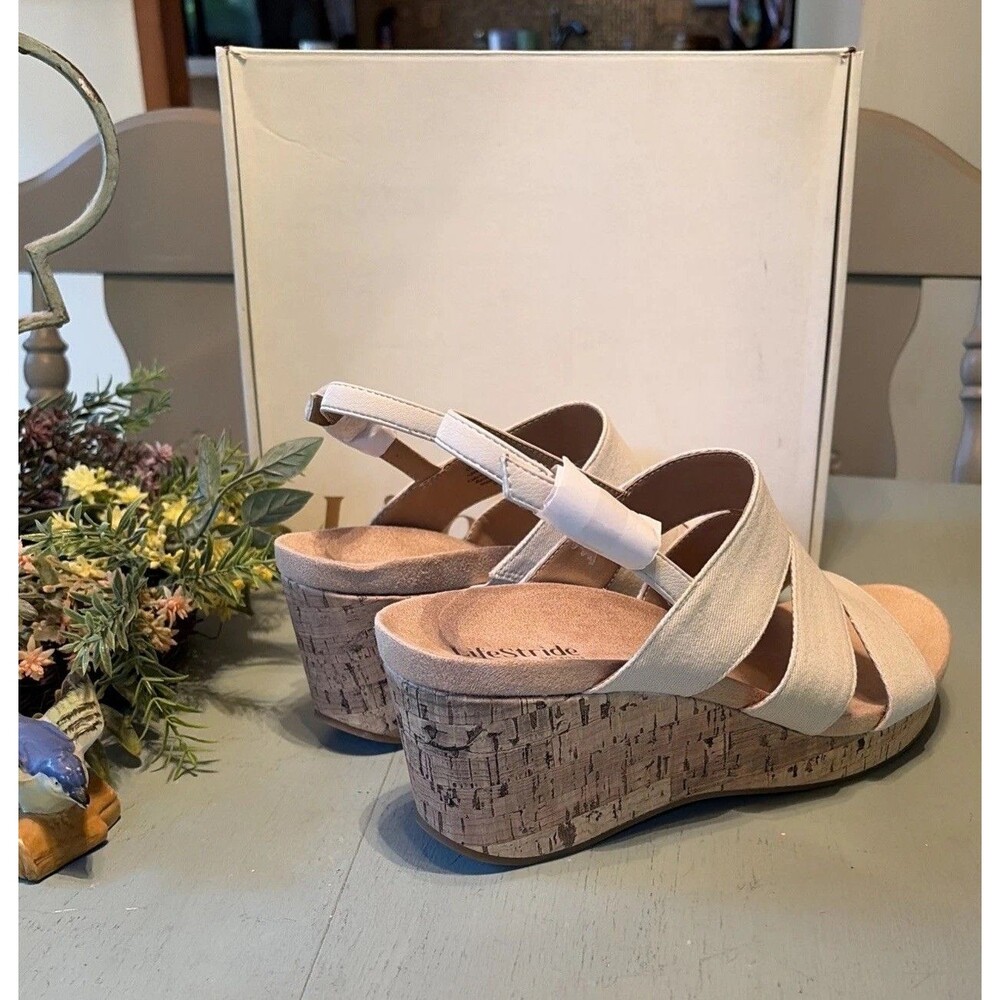 LifeStride Darby Wedge Sandals 10W Color Bone New In Box - Picture 3 of 5